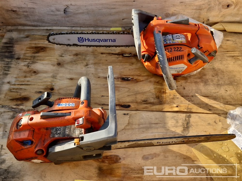Husqvarna Chainsaws (2 of) - Matériel de chantier: photos 1 Husqvarna Chainsaws (2 of) - Matériel de chantier: photos 1