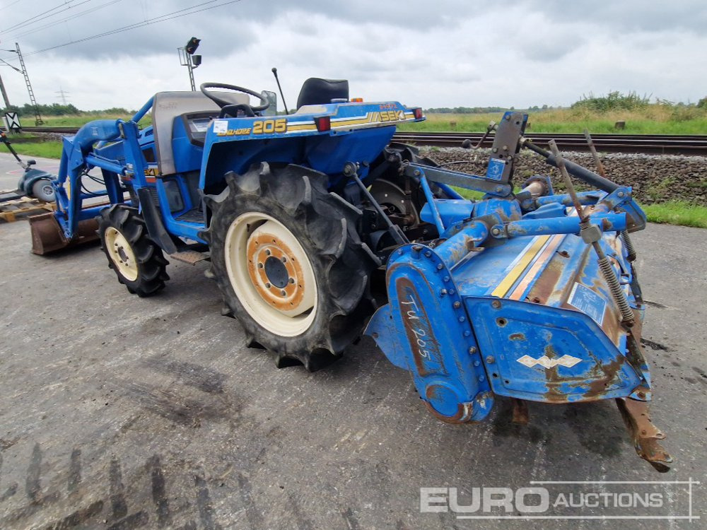 Iseki TU205F - Micro tracteur: photos 3 Iseki TU205F - Micro tracteur: photos 3