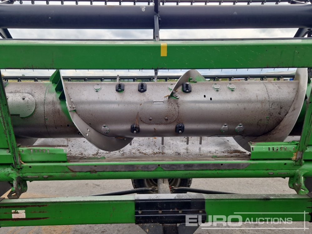 Moissonneuse-batteuse John Deere 9560: photos 20