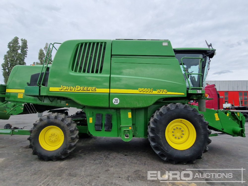 Moissonneuse-batteuse John Deere 9560: photos 29
