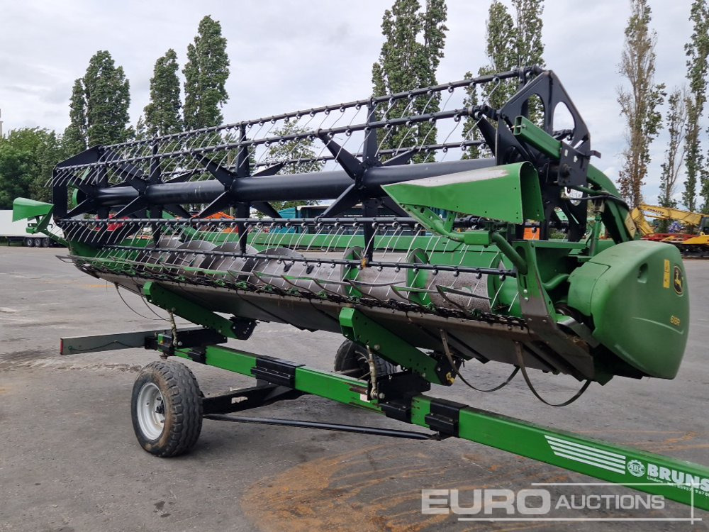 Moissonneuse-batteuse John Deere 9560: photos 13