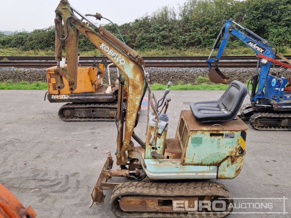 Kobelco Rubber Tracks, Blade, Offset - Mini pelle: photos 2 Kobelco Rubber Tracks, Blade, Offset - Mini pelle: photos 2