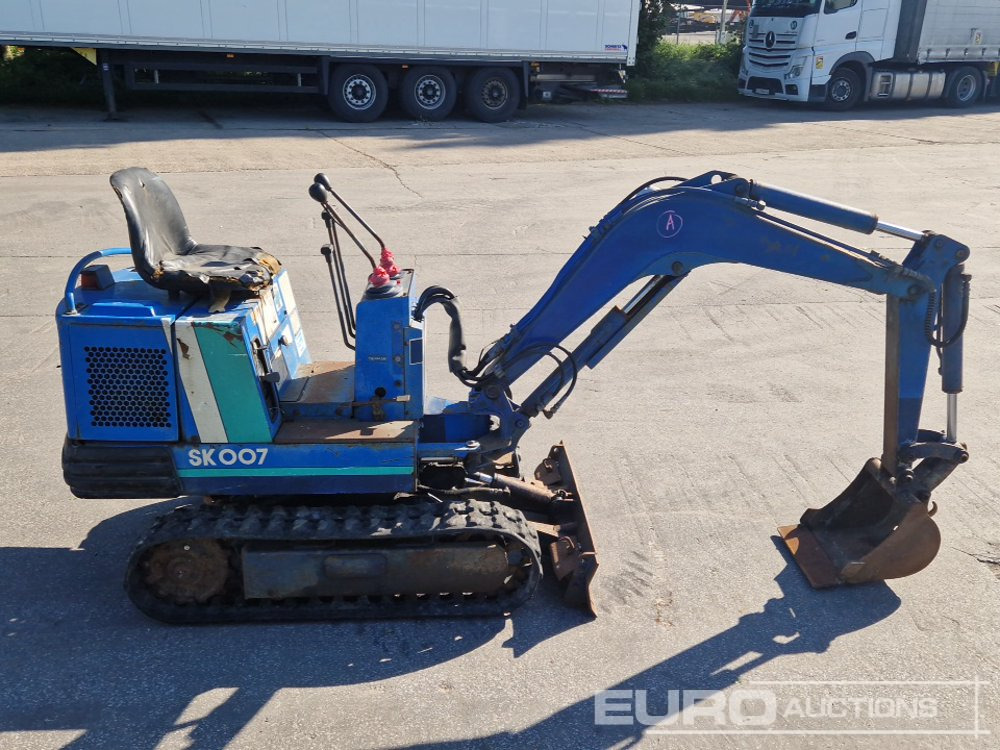 Kobelco SK007 - Mini pelle: photos 5 Kobelco SK007 - Mini pelle: photos 5