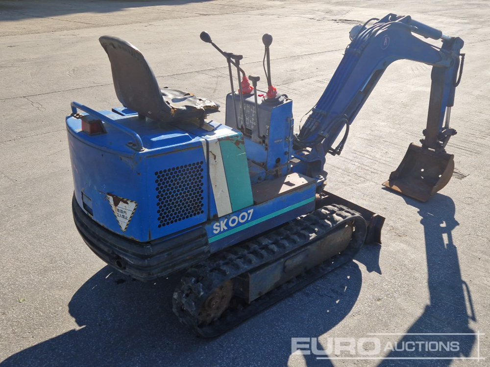 Kobelco SK007 - Mini pelle: photos 4 Kobelco SK007 - Mini pelle: photos 4