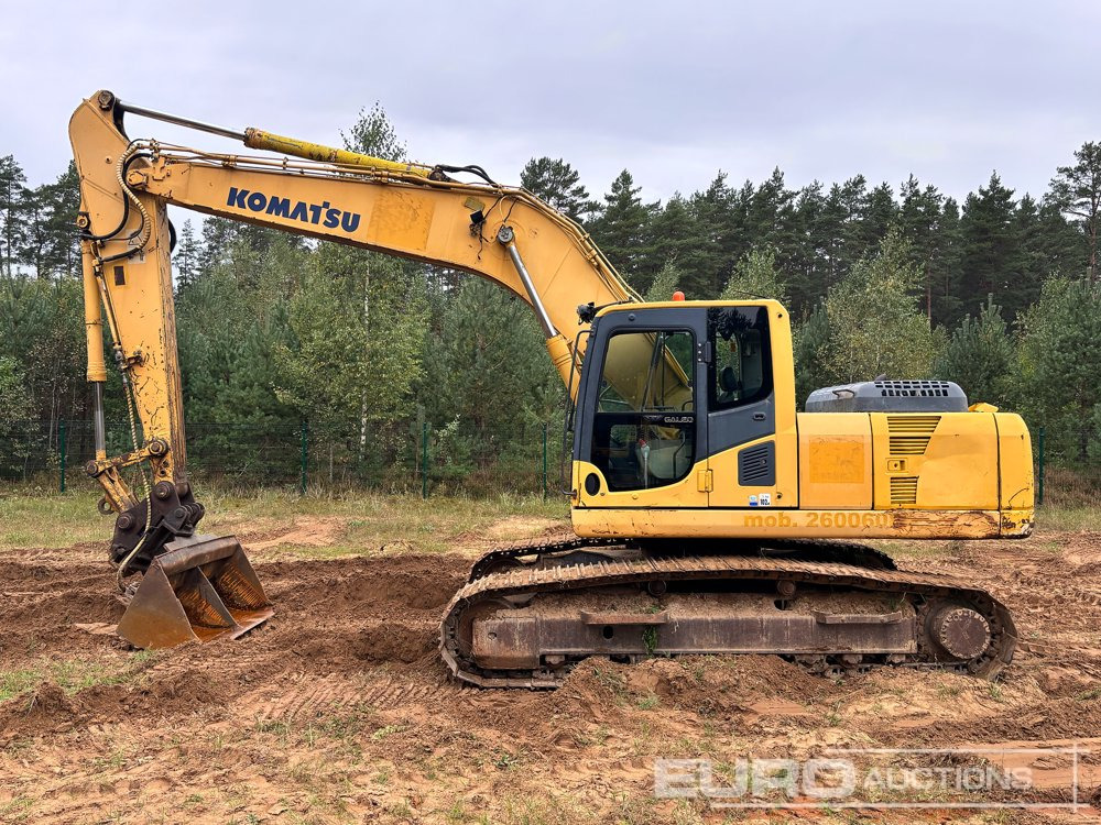 Komatsu PC210LC-8 - Pelle sur chenille: photos 2 Komatsu PC210LC-8 - Pelle sur chenille: photos 2