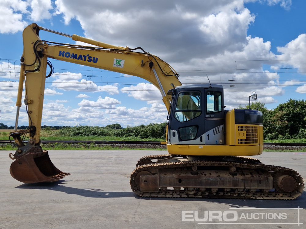 Komatsu PC228USLC-3N0 - Pelle sur chenille: photos 2 Komatsu PC228USLC-3N0 - Pelle sur chenille: photos 2