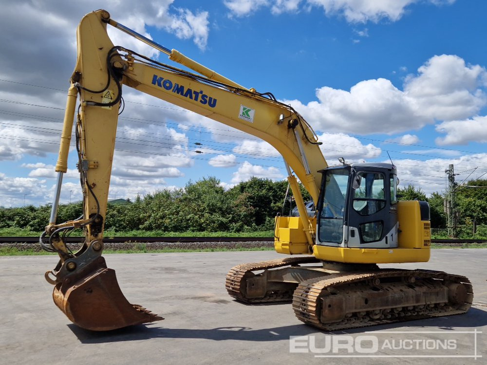 Komatsu PC228USLC-3N0 - Pelle sur chenille: photos 1 Komatsu PC228USLC-3N0 - Pelle sur chenille: photos 1