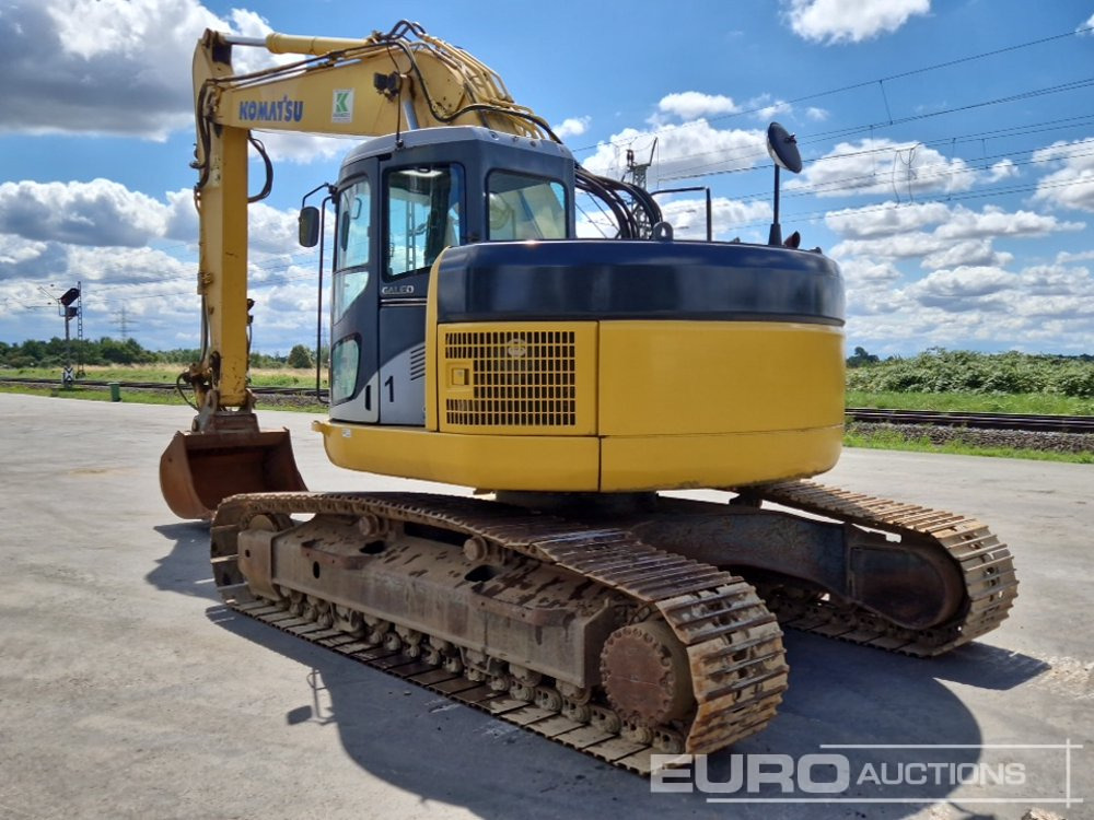 Komatsu PC228USLC-3N0 - Pelle sur chenille: photos 3 Komatsu PC228USLC-3N0 - Pelle sur chenille: photos 3