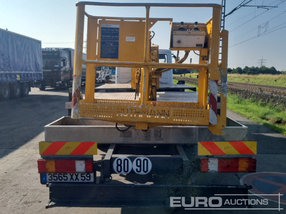 Mercedes 4x2 Access Truck, Manual Gearbox, Ruthmann Steiger TL 300E Boom, Access Platform - Camion avec nacelle: photos 4 Mercedes 4x2 Access Truck, Manual Gearbox, Ruthmann Steiger TL 300E Boom, Access Platform - Camion avec nacelle: photos 4
