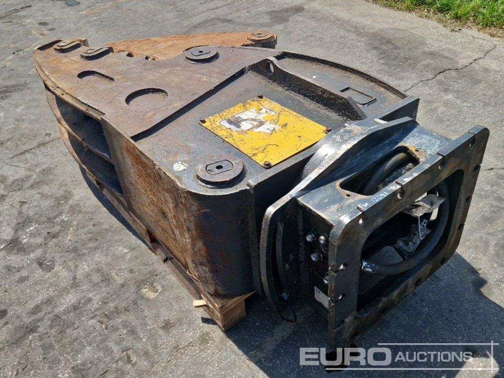 Mustang RH20 - Marteau hydraulique: photos 2 Mustang RH20 - Marteau hydraulique: photos 2