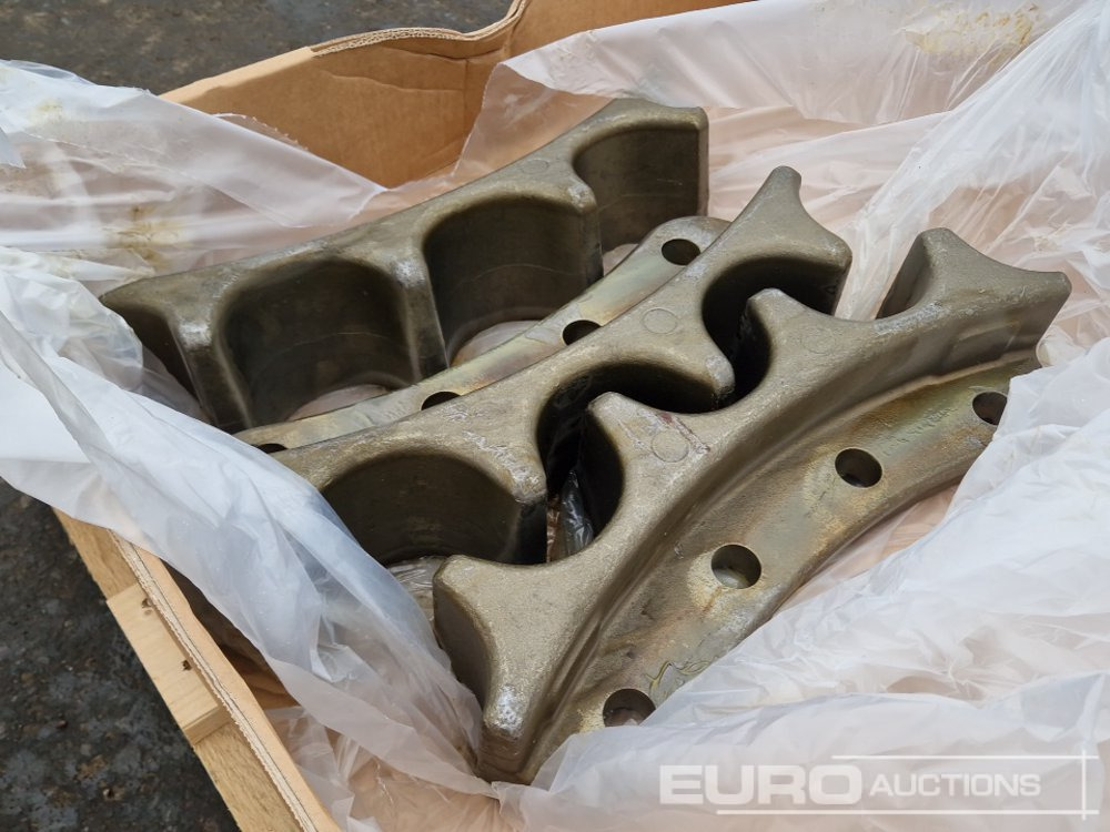 Steel Tracks Segements to suit CAT (Part No 102-6683) - Pièces de rechange pour Pelle: photos 4 Steel Tracks Segements to suit CAT (Part No 102-6683) - Pièces de rechange pour Pelle: photos 4