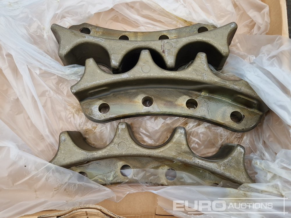 Steel Tracks Segements to suit CAT (Part No 102-6683) - Pièces de rechange pour Pelle: photos 1 Steel Tracks Segements to suit CAT (Part No 102-6683) - Pièces de rechange pour Pelle: photos 1