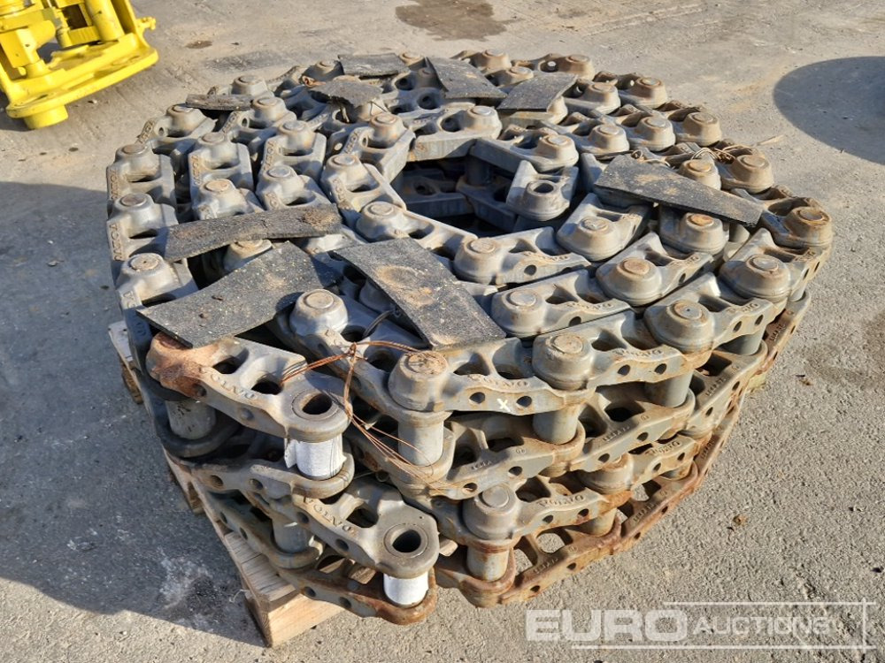 Track Chains to suit Volvo EC210/240/250 - Pièces de rechange pour Pelle: photos 3 Track Chains to suit Volvo EC210/240/250 - Pièces de rechange pour Pelle: photos 3