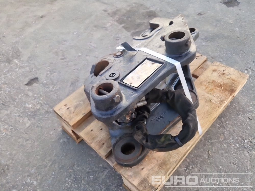 Quick Hitch to suit 45mm Pin - Attache rapide: photos 3 Quick Hitch to suit 45mm Pin - Attache rapide: photos 3