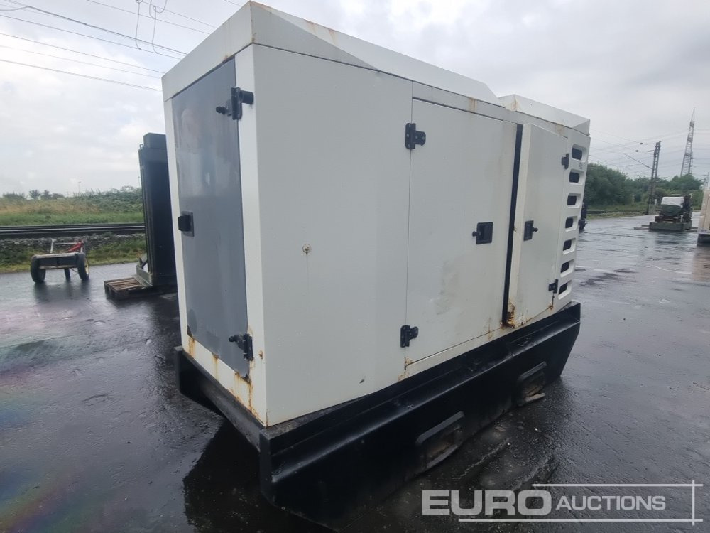 SDMO 110kVA Static Diesel Generator - Groupe électrogène: photos 1 SDMO 110kVA Static Diesel Generator - Groupe électrogène: photos 1