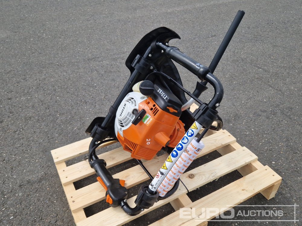 Stihl BT121Petrol Auger - Tarière: photos 1 Stihl BT121Petrol Auger - Tarière: photos 1