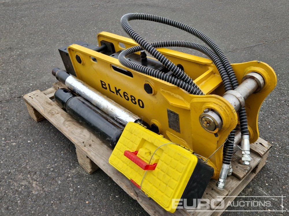 Unused 2025 BLK 680 - Marteau hydraulique: photos 3 Unused 2025 BLK 680 - Marteau hydraulique: photos 3