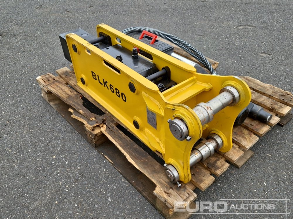 Unused 2025 BLK 680 - Marteau hydraulique: photos 3 Unused 2025 BLK 680 - Marteau hydraulique: photos 3