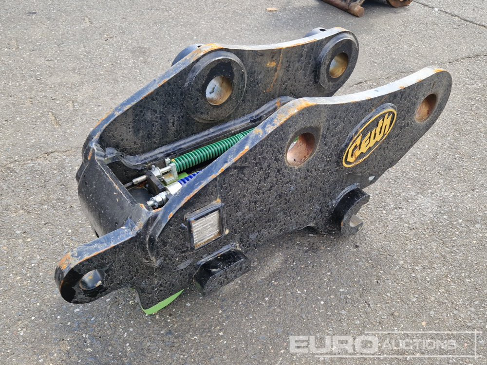 Unused Geith Quick Hitch to suit Sany SY135 - Attache rapide: photos 1 Unused Geith Quick Hitch to suit Sany SY135 - Attache rapide: photos 1
