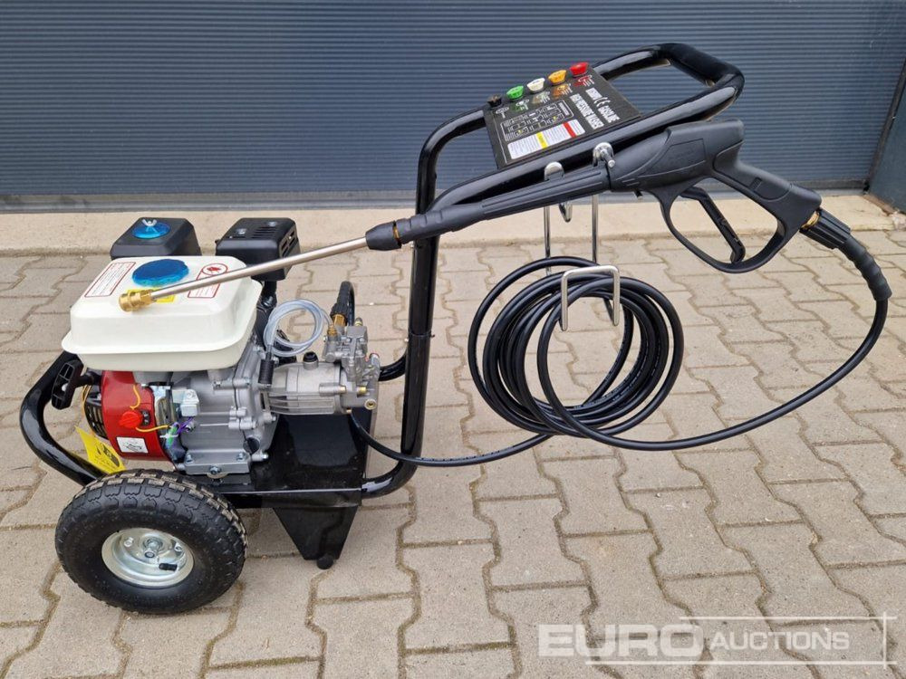 Unused MAXWIN MT3500PSI Petrol Powered High Pressure Washer, 240bar, 6.5HP - Nettoyeur haute pression: photos 4 Unused MAXWIN MT3500PSI Petrol Powered High Pressure Washer, 240bar, 6.5HP - Nettoyeur haute pression: photos 4