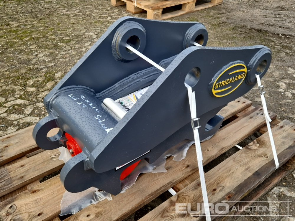 Unused Strickland S-Lock Coupler to suit Hitachi ZX130 - Attache rapide: photos 1 Unused Strickland S-Lock Coupler to suit Hitachi ZX130 - Attache rapide: photos 1