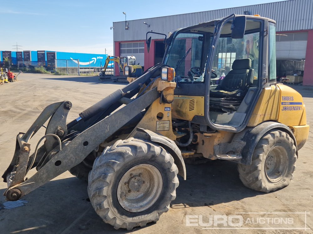 Volvo L25B-P - Chargeuse sur pneus: photos 1 Volvo L25B-P - Chargeuse sur pneus: photos 1