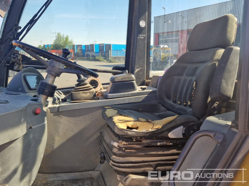 Volvo L25B-P - Chargeuse sur pneus: photos 3 Volvo L25B-P - Chargeuse sur pneus: photos 3