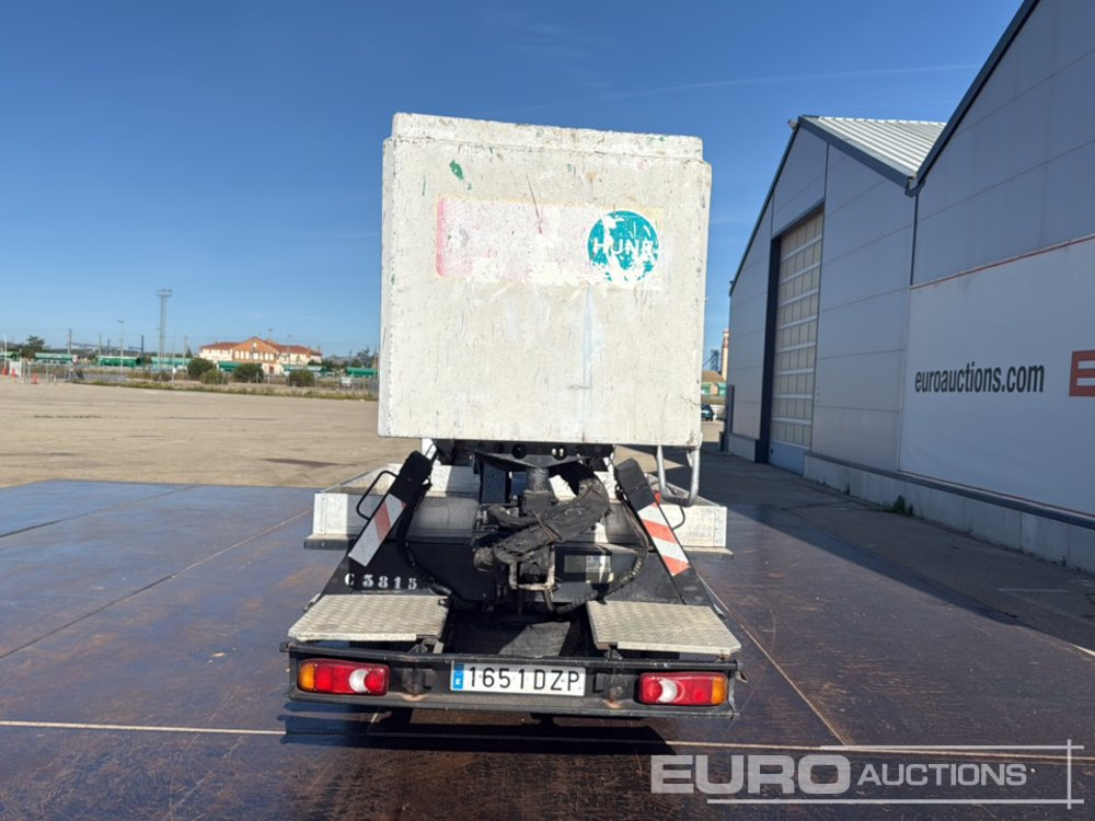 2006 Nissan Cabstar - Camion avec nacelle: photos 4 2006 Nissan Cabstar - Camion avec nacelle: photos 4