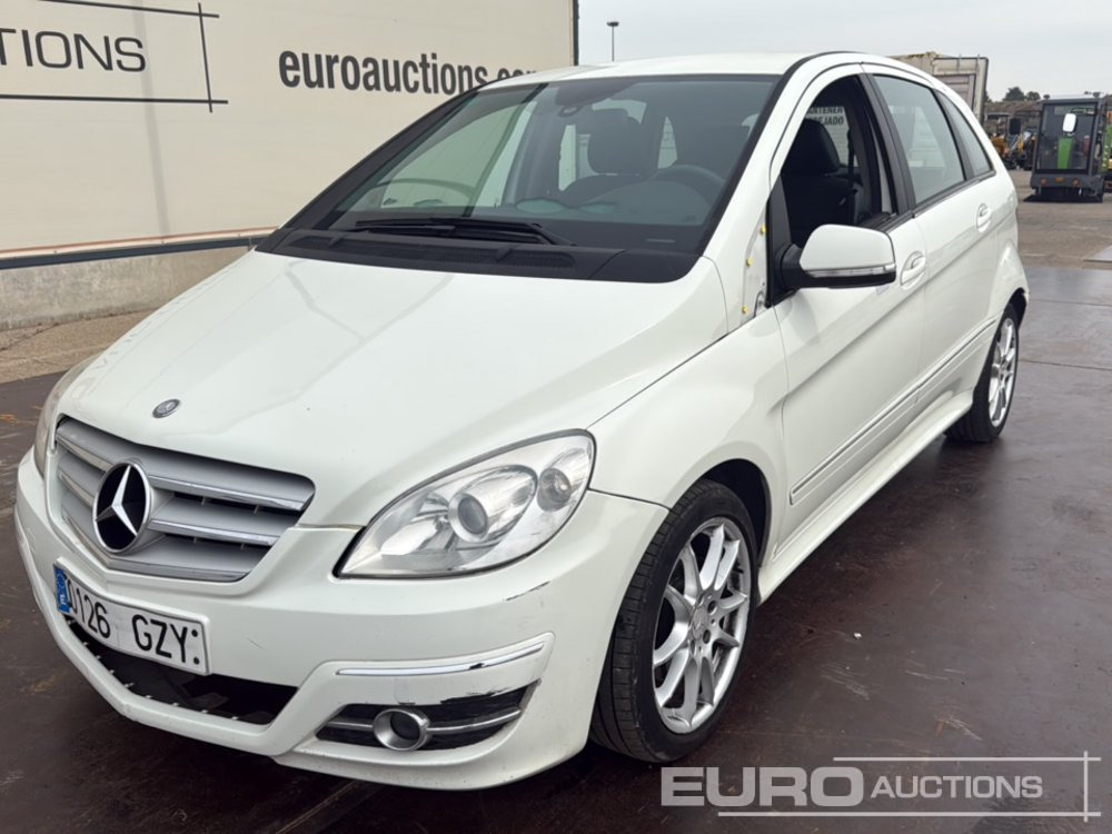 2010 Mercedes Benz B180 CDI - Voiture: photos 1 2010 Mercedes Benz B180 CDI - Voiture: photos 1