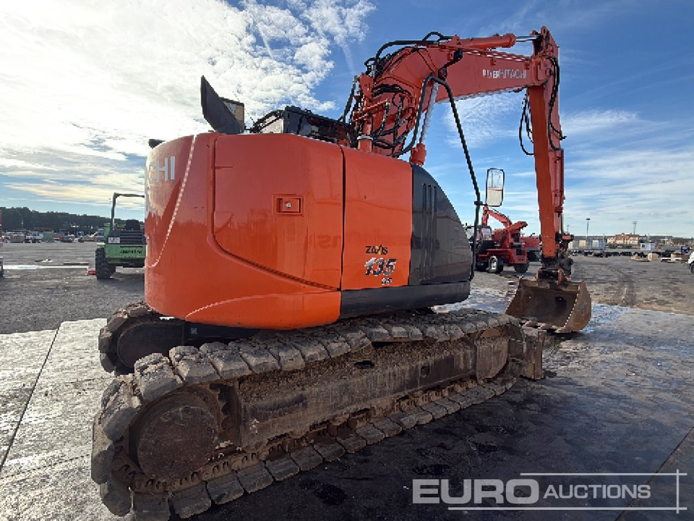 2016 Hitachi ZX135US-5B - Pelle sur chenille: photos 5 2016 Hitachi ZX135US-5B - Pelle sur chenille: photos 5
