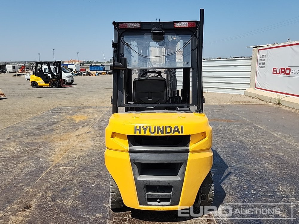 2018 Hyundai 25D-9E - Chariot élévateur: photos 4 2018 Hyundai 25D-9E - Chariot élévateur: photos 4