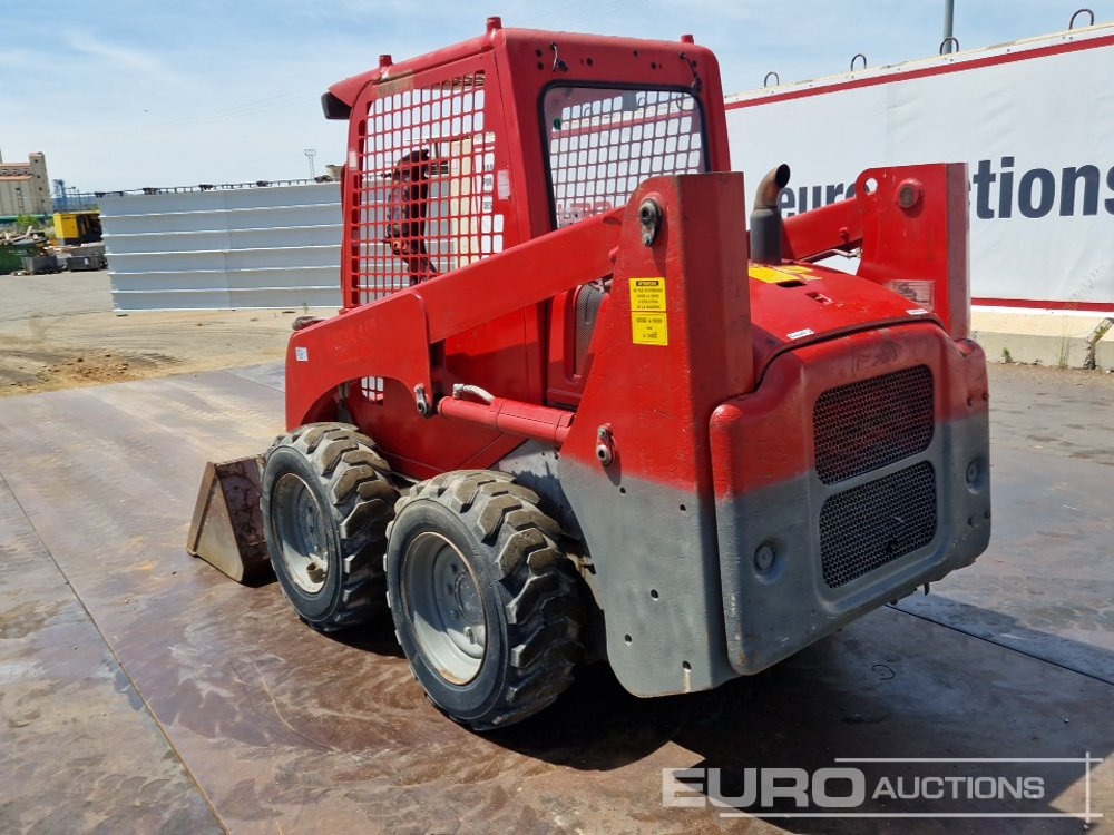 Komatsu SK-714 - Mini chargeuse: photos 3 Komatsu SK-714 - Mini chargeuse: photos 3
