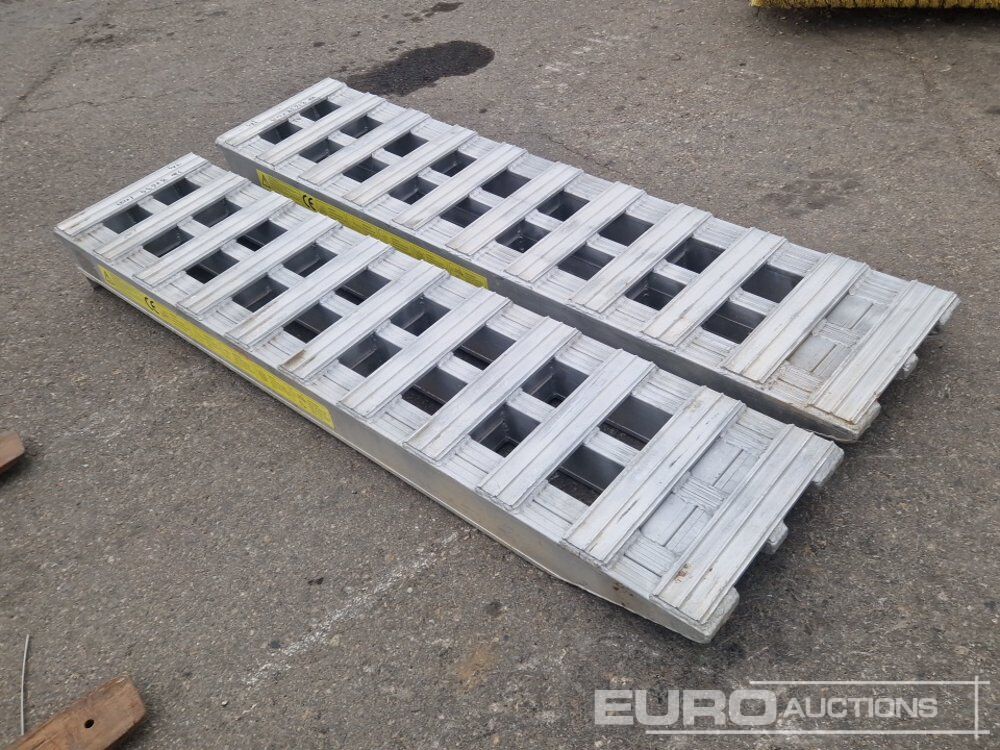 Loading Ramps - Matériel de chantier: photos 4 Loading Ramps - Matériel de chantier: photos 4