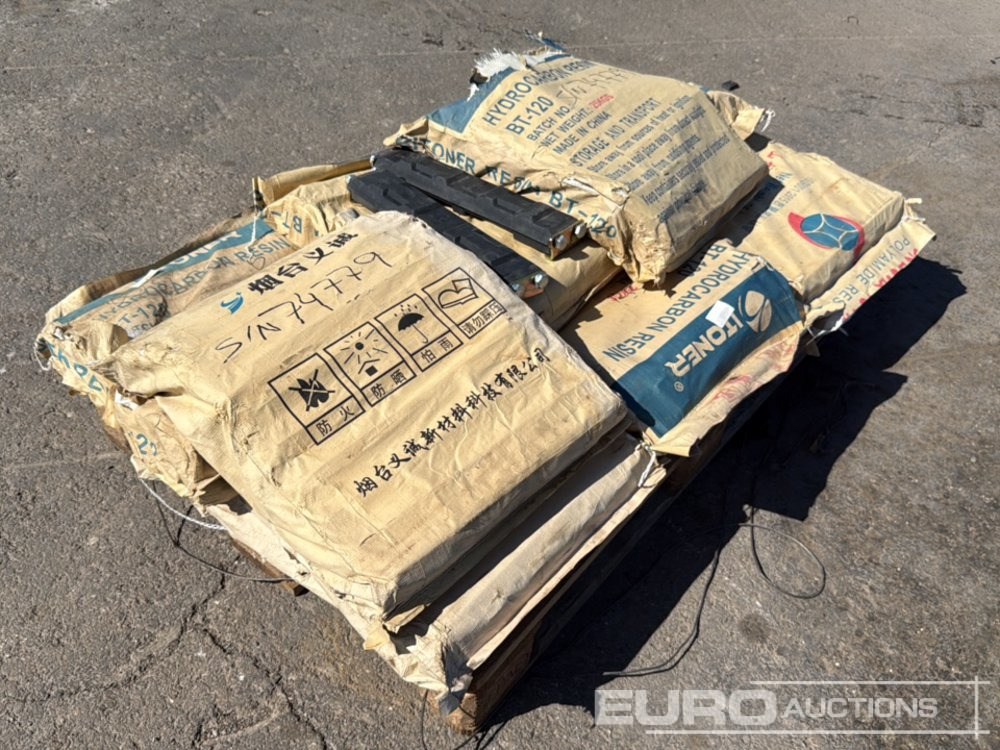 Pallet of 400mm Block Pads (80 of) / Pallet Zapatas Goma para Cadena de 400mm - Chenille pour Engins de chantier: photos 1 Pallet of 400mm Block Pads (80 of) / Pallet Zapatas Goma para Cadena de 400mm - Chenille pour Engins de chantier: photos 1