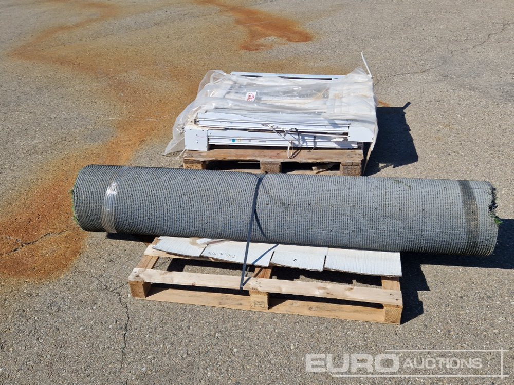 Pallet of PVC Windows, Astroturf Roll - Matériel de chantier: photos 4 Pallet of PVC Windows, Astroturf Roll - Matériel de chantier: photos 4