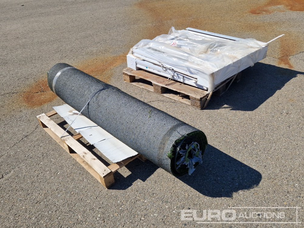 Pallet of PVC Windows, Astroturf Roll - Matériel de chantier: photos 3 Pallet of PVC Windows, Astroturf Roll - Matériel de chantier: photos 3