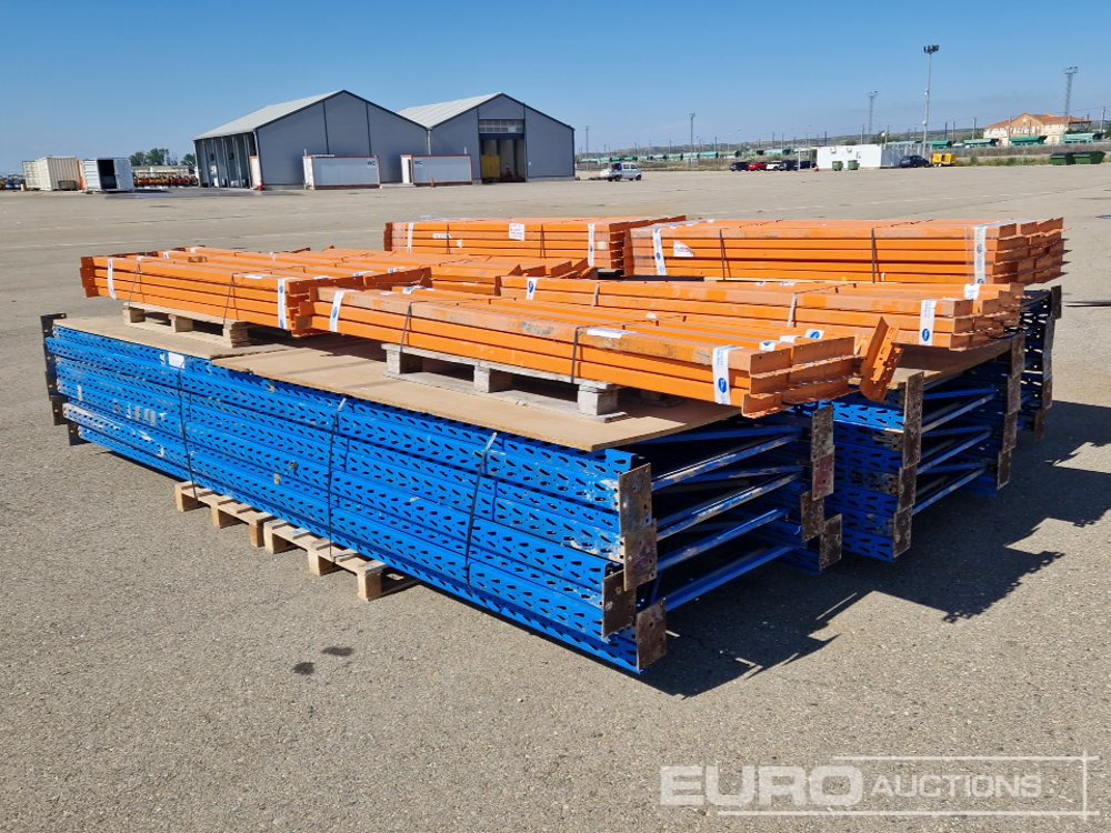 Matériel de chantier Pallet of Palletizing Racks (3 of): photos 7