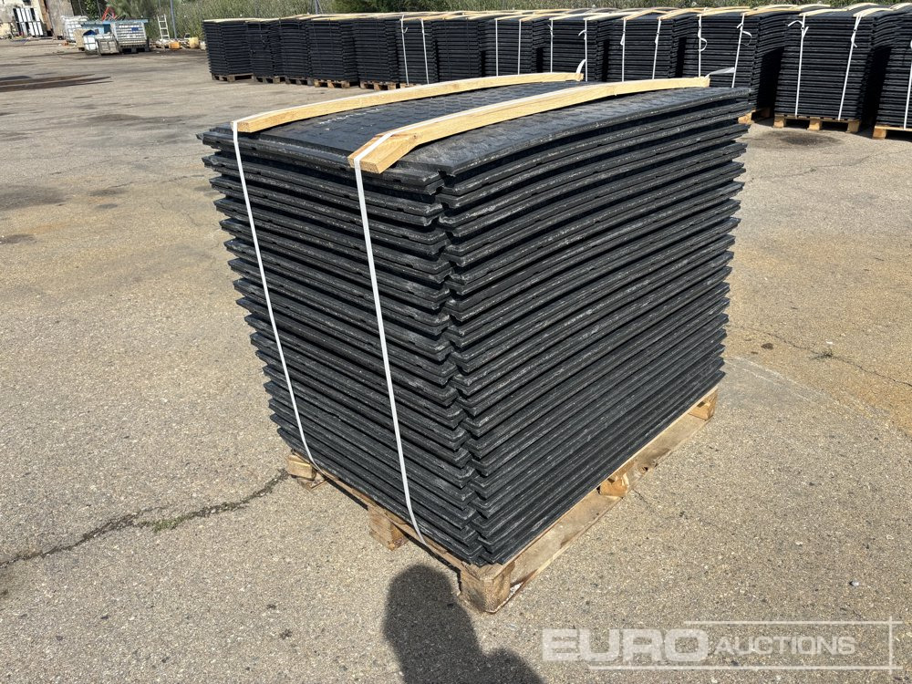 Pallet of Plastic Connectable Road Plates, 1200x800x28mm, 22kg per Plate (35 of) - Matériel de chantier: photos 5 Pallet of Plastic Connectable Road Plates, 1200x800x28mm, 22kg per Plate (35 of) - Matériel de chantier: photos 5