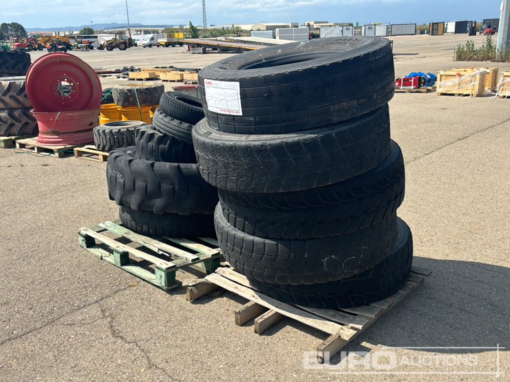 Pallet of Various Tyres (2 of) - Pneu: photos 3 Pallet of Various Tyres (2 of) - Pneu: photos 3