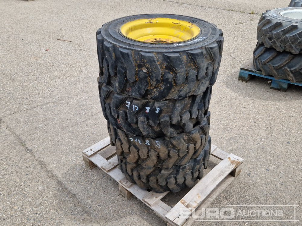 Pallet of Wheels to suit TeleTruck (4 of) / Ruedas para Telescópica - Pneu: photos 4 Pallet of Wheels to suit TeleTruck (4 of) / Ruedas para Telescópica - Pneu: photos 4