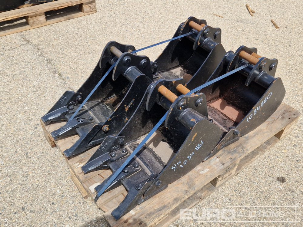 Unused Yanmar H02-0300-7602 - Godet: photos 2 Unused Yanmar H02-0300-7602 - Godet: photos 2