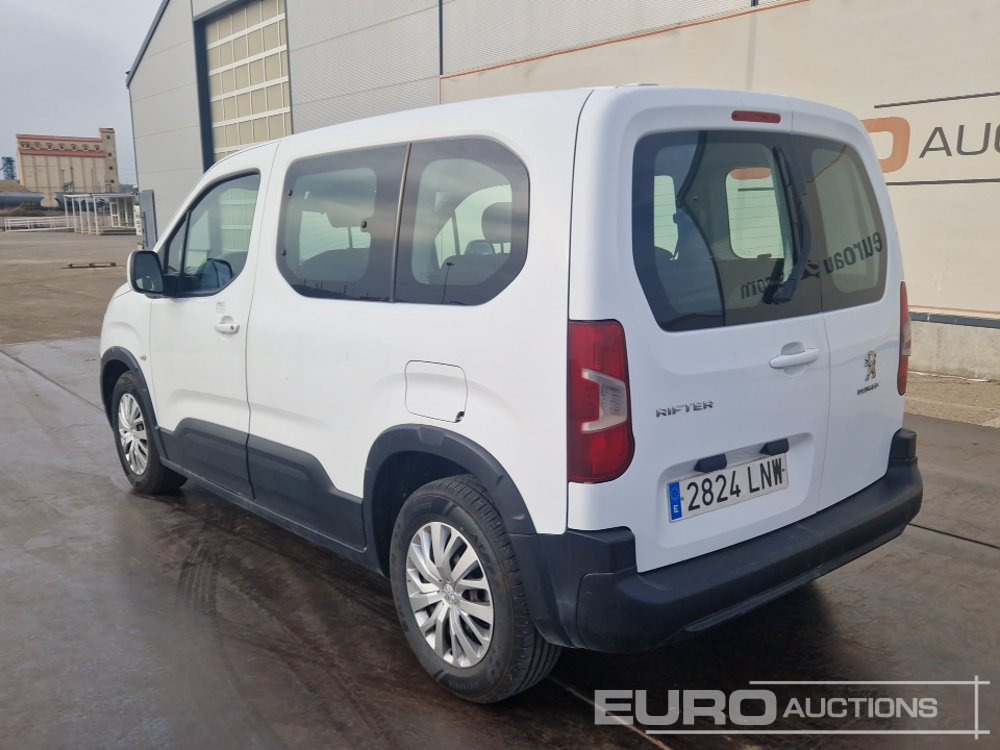 2021 Peugeot RIFTER Active BlueHDI - Véhicule utilitaire: photos 4 2021 Peugeot RIFTER Active BlueHDI - Véhicule utilitaire: photos 4