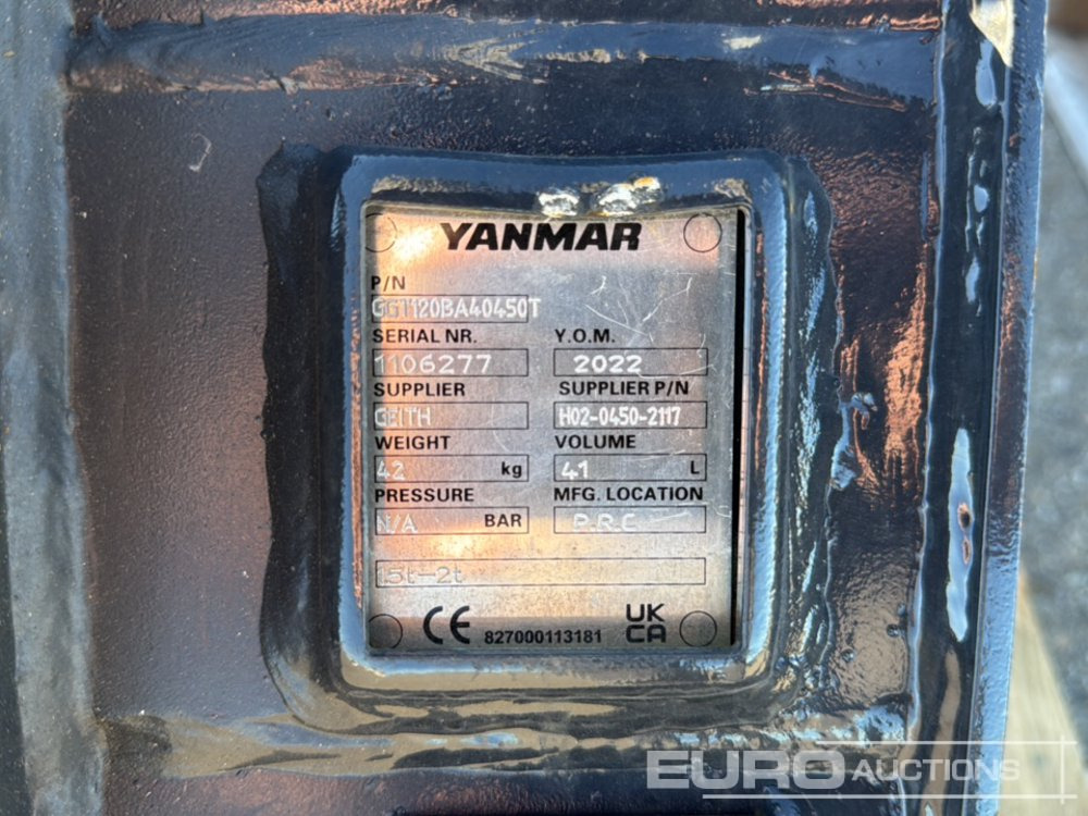 Yanmar Digging Bucket GGT120BA40450T to suit 1.5-2 Ton Excavator (S/Ns 1106277, 1106287, 1106282) (3 of) - Godet: photos 5 Yanmar Digging Bucket GGT120BA40450T to suit 1.5-2 Ton Excavator (S/Ns 1106277, 1106287, 1106282) (3 of) - Godet: photos 5