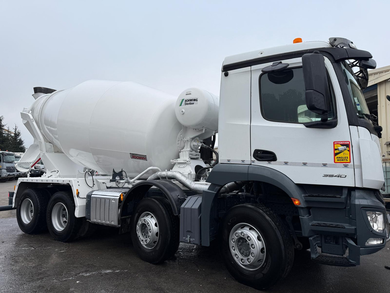 Camion béton Mercedes-Benz Arocs 3540 GN-503-MN - Camion malaxeur: photos 3 Camion béton Mercedes-Benz Arocs 3540 GN-503-MN - Camion malaxeur: photos 3