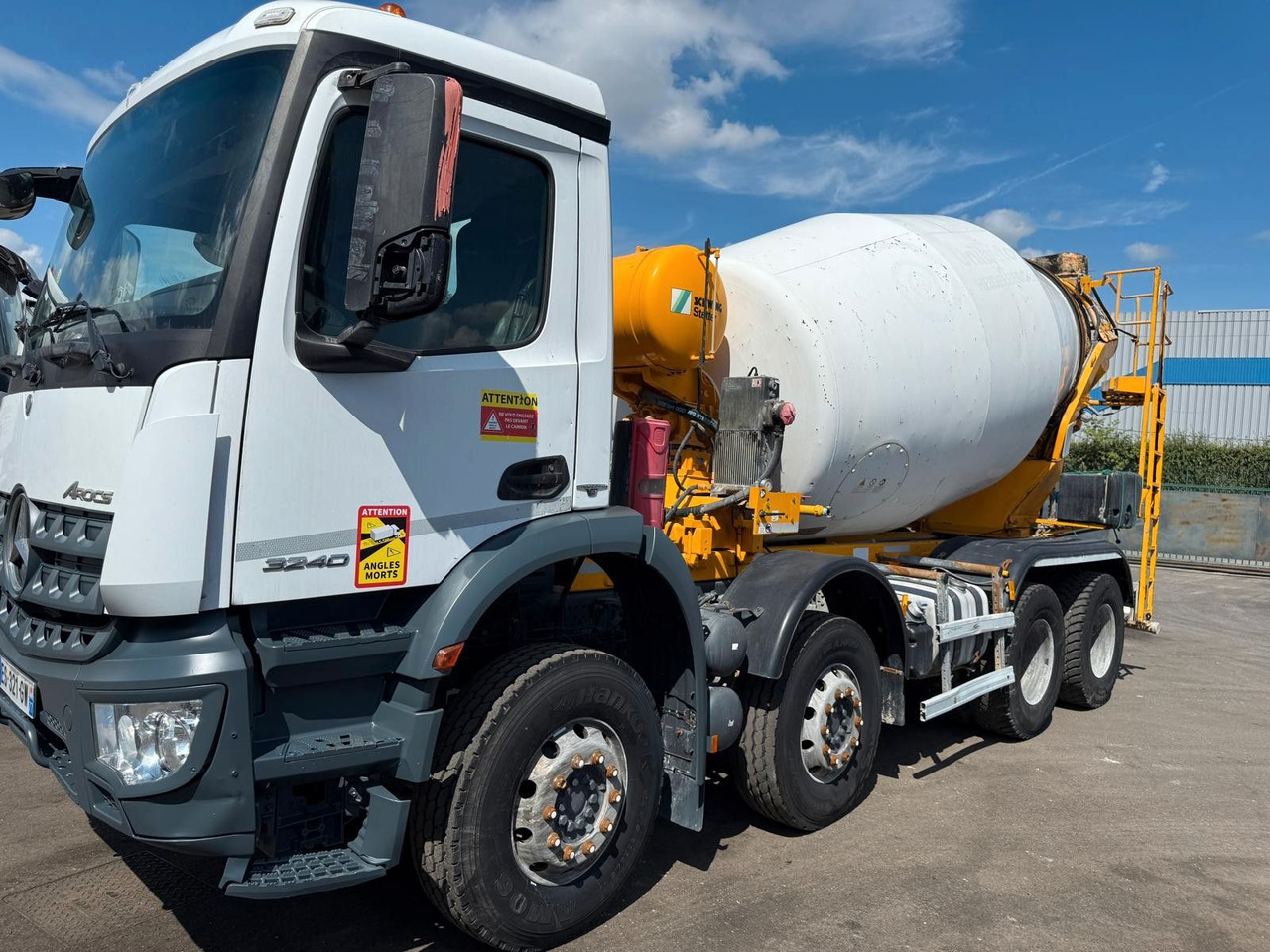 Mercedes-Benz Arocs 3240 - Camion malaxeur: photos 1 Mercedes-Benz Arocs 3240 - Camion malaxeur: photos 1