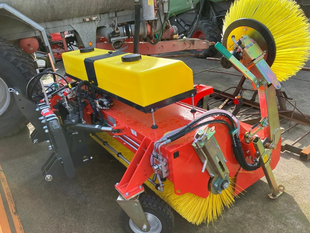 Adler KS 750 - Matériel d'élevage: photos 1 Adler KS 750 - Matériel d'élevage: photos 1