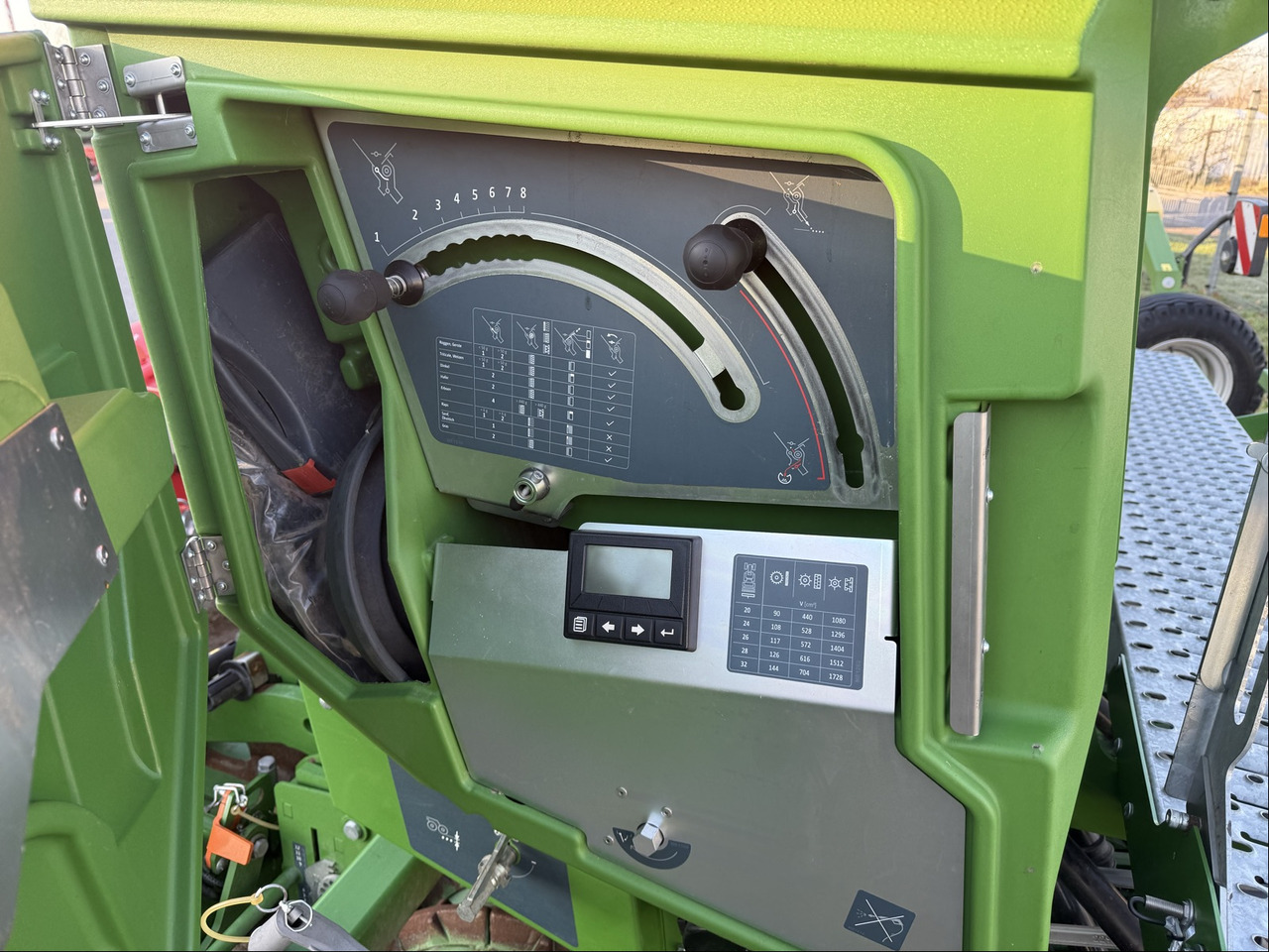 Amazone Anbaukreiselegge KE 3001 Super - Outils du sol: photos 4 Amazone Anbaukreiselegge KE 3001 Super - Outils du sol: photos 4