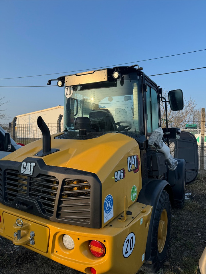 Caterpillar 906 - 14A - Chargeuse sur pneus: photos 4 Caterpillar 906 - 14A - Chargeuse sur pneus: photos 4
