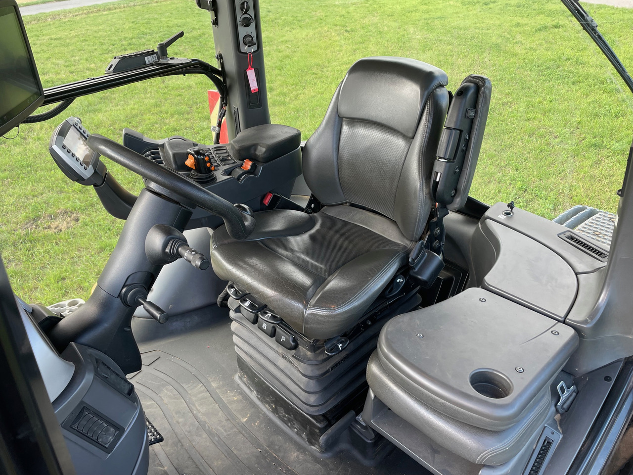 Challenger MT 875 E - Tracteur agricole: photos 4 Challenger MT 875 E - Tracteur agricole: photos 4