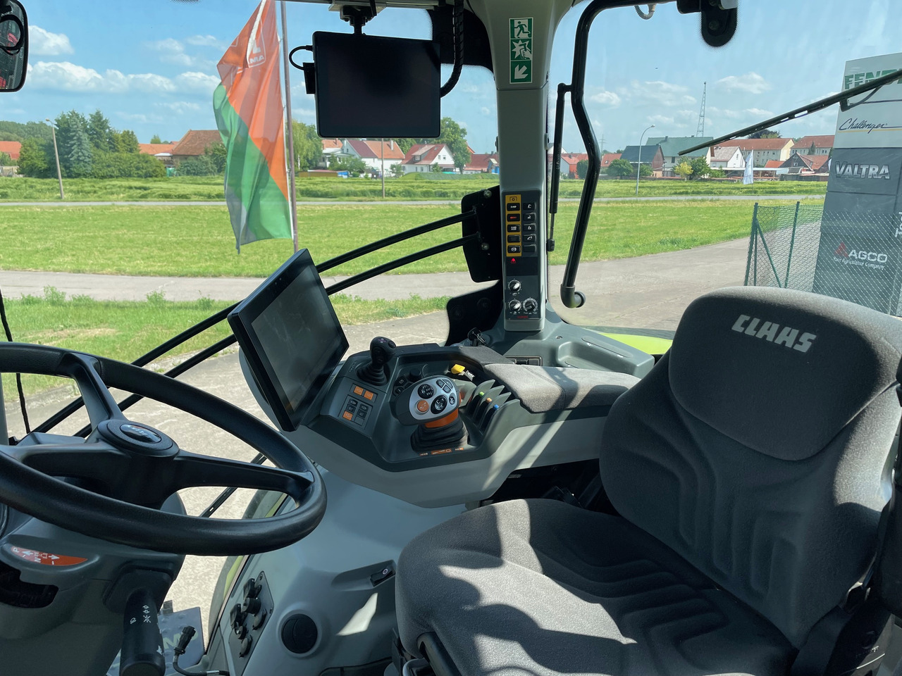 Claas Axion 870 CMATIC - Tracteur agricole: photos 4 Claas Axion 870 CMATIC - Tracteur agricole: photos 4